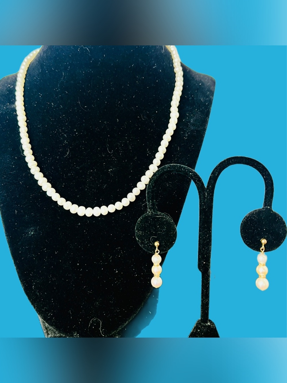Classic Pearl 10kt gold Necklace and Drop 14kt gold Earrings Set - White Pearls